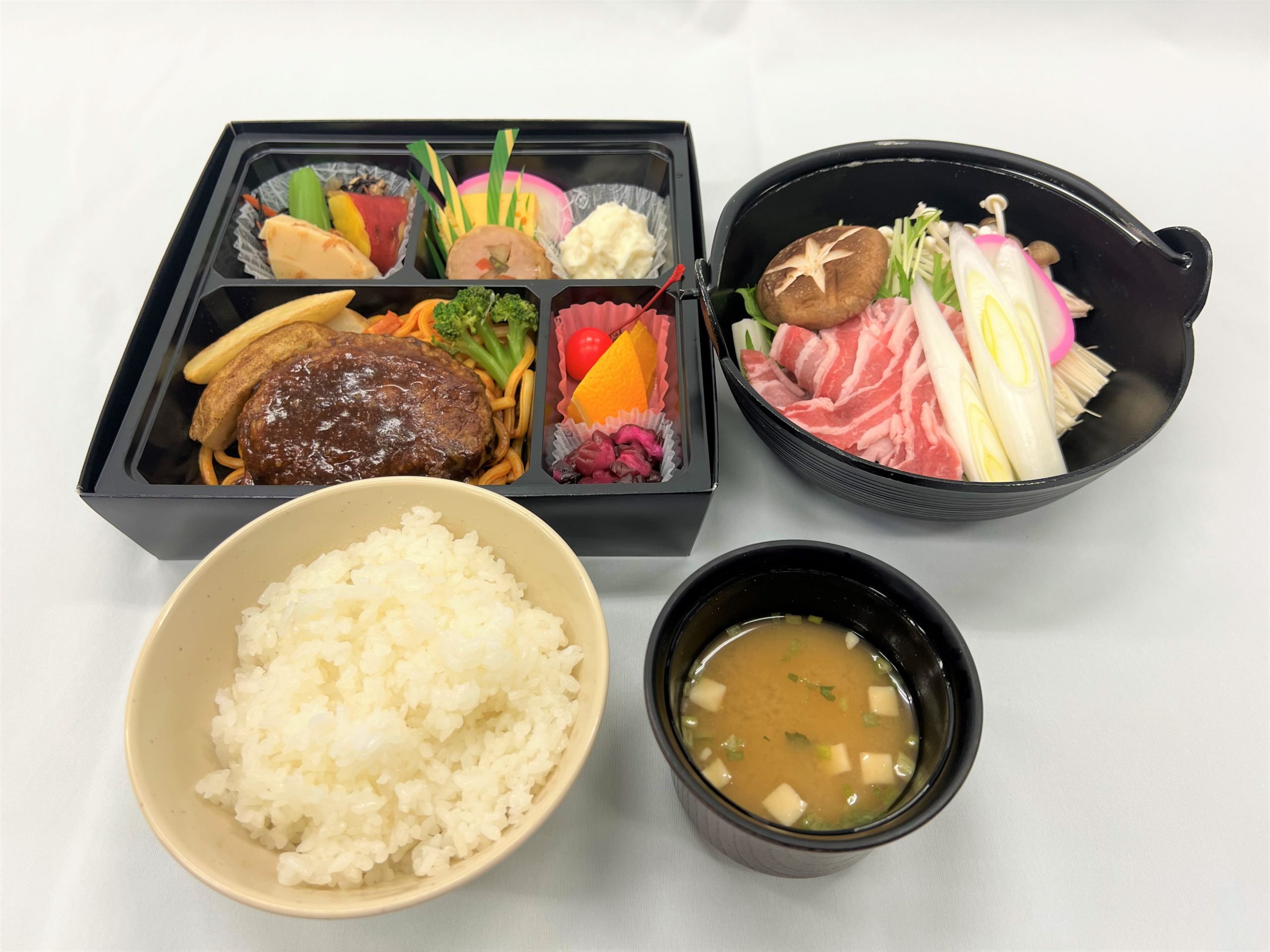 弁当（洋）鍋付き